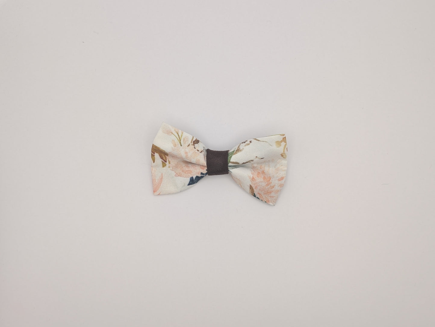 Magnolia Bowtie