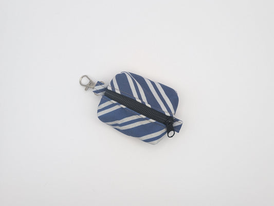 Raven House Poop Bag Holder